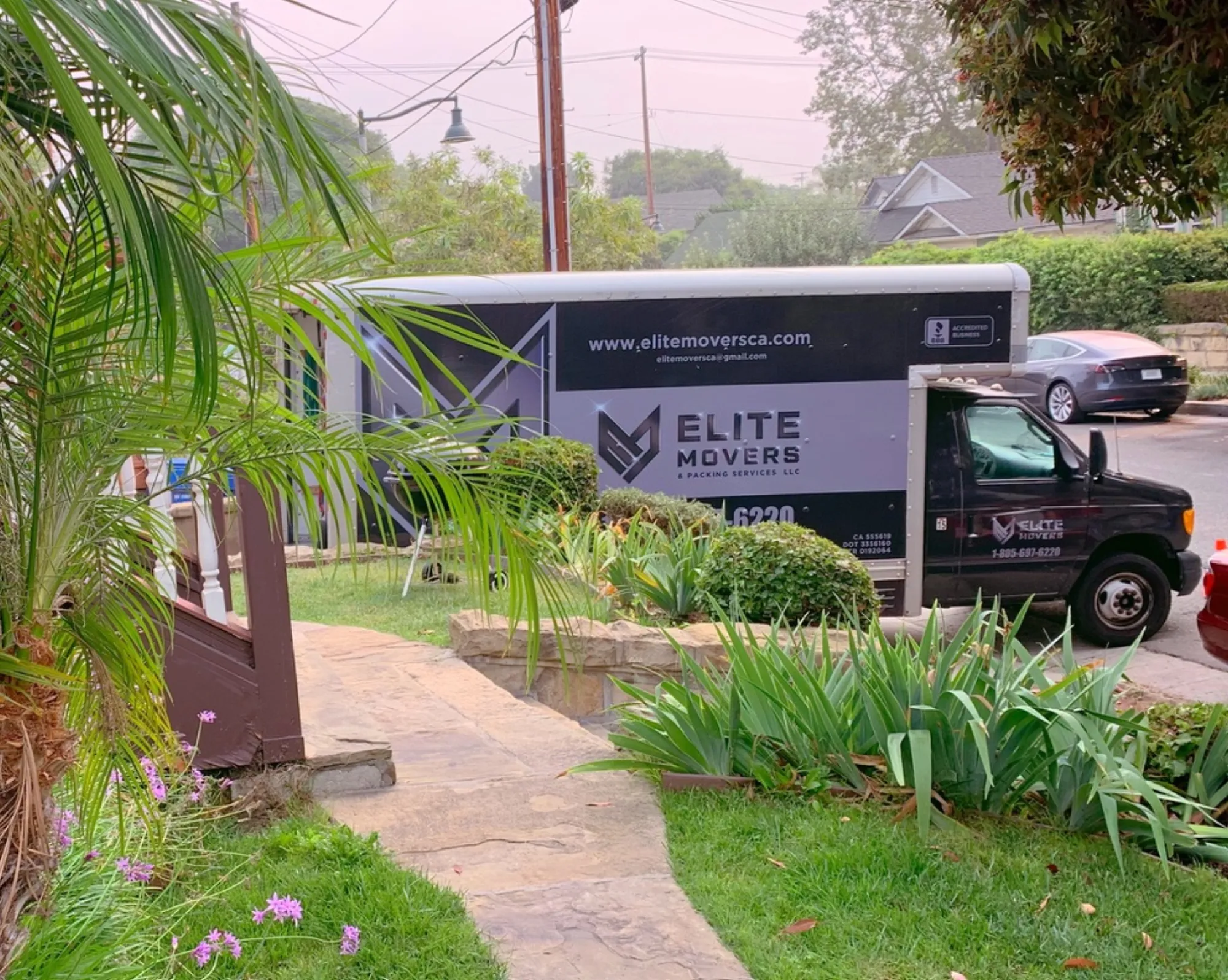 30-Foot Truck - Full Estate Capacity